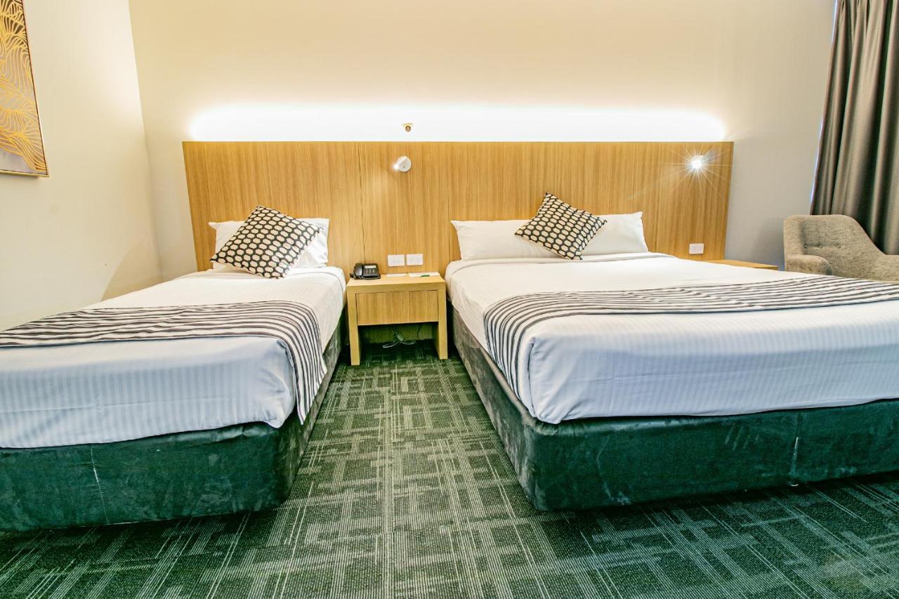 Absolute Beachfront Opal Cove Resort Korora Luaran gambar