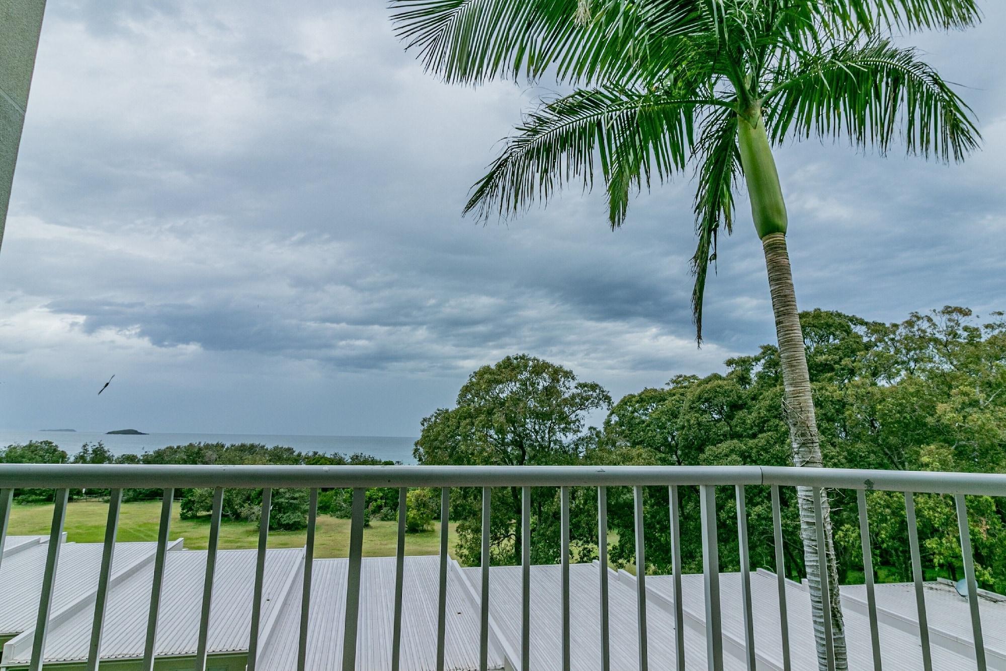 Absolute Beachfront Opal Cove Resort Korora Luaran gambar