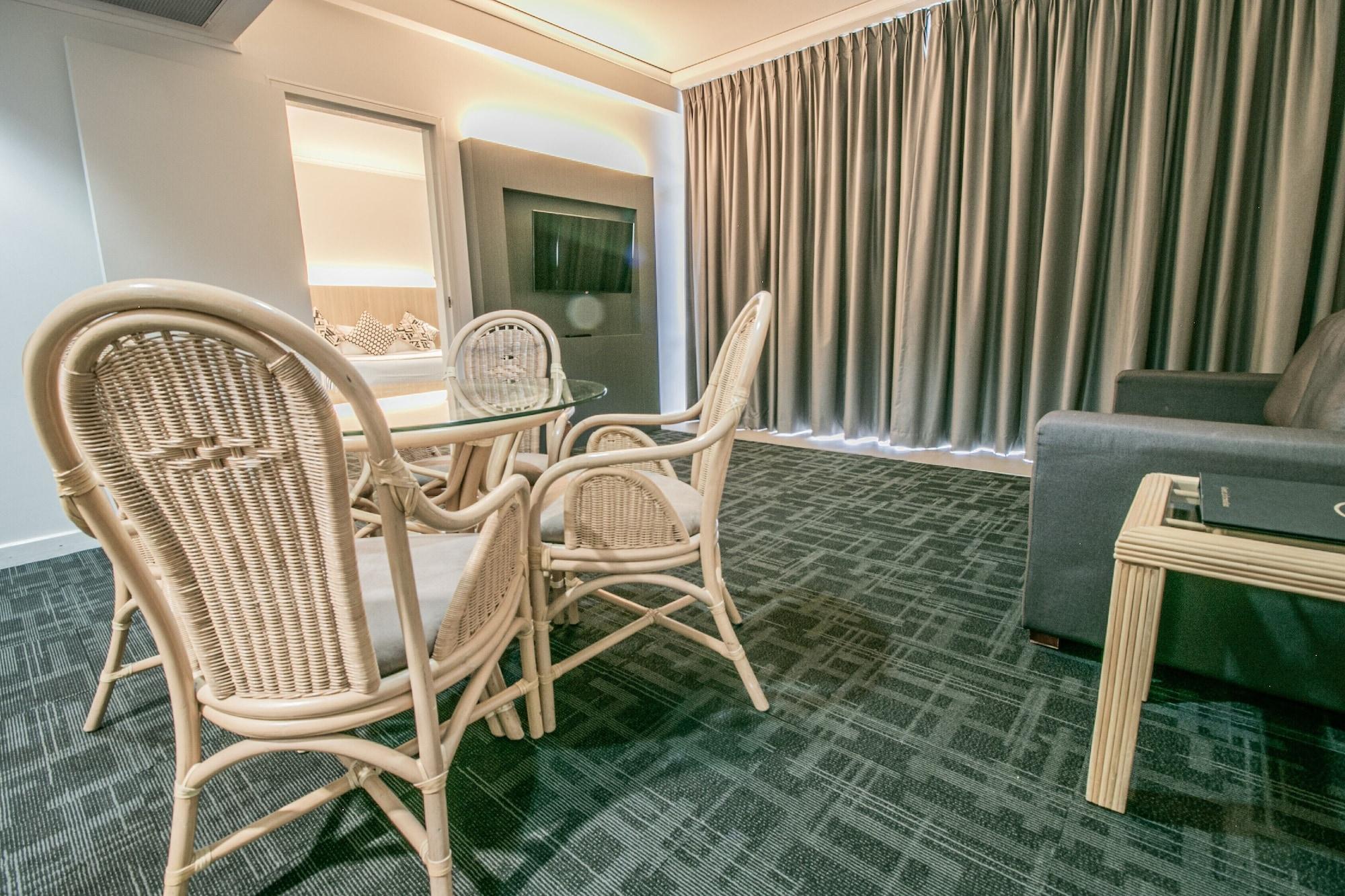 Absolute Beachfront Opal Cove Resort Korora Luaran gambar